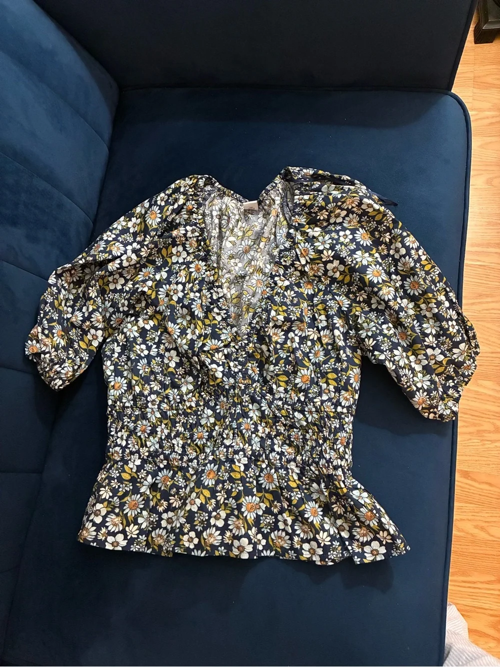 Old Navy Navy Floral Smocked Peplum Blouse